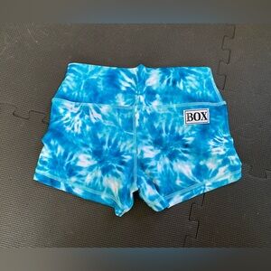 Rok the Box booty shorts, M